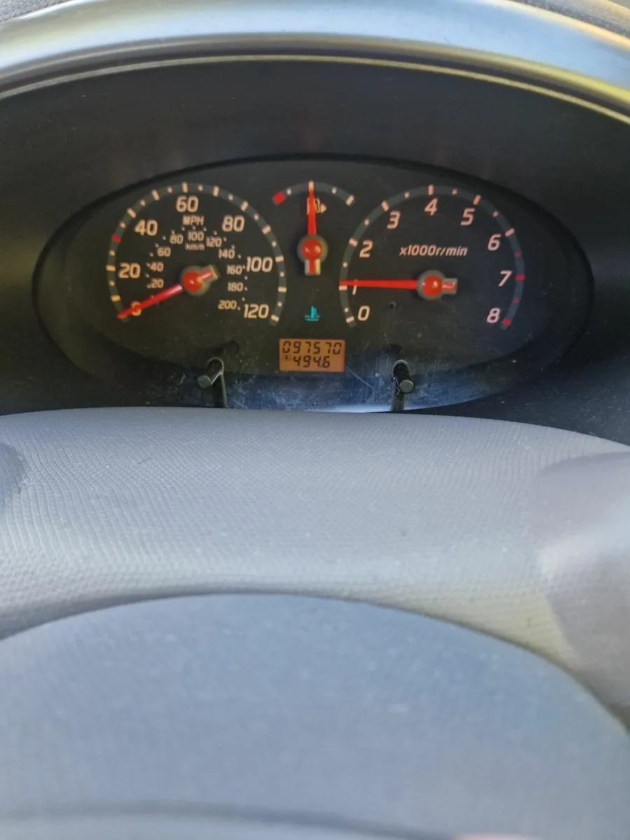 Nissan Micra 2003 - Image 4