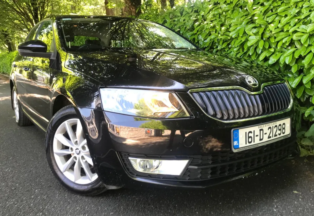Skoda Octavia Automatic 1.6TDI 110HP Elite Edition - Image 1