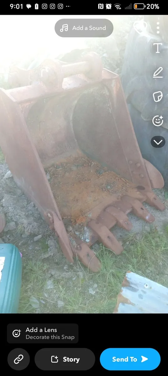 Selection of buckets 65mm and 45 mm - Image 3