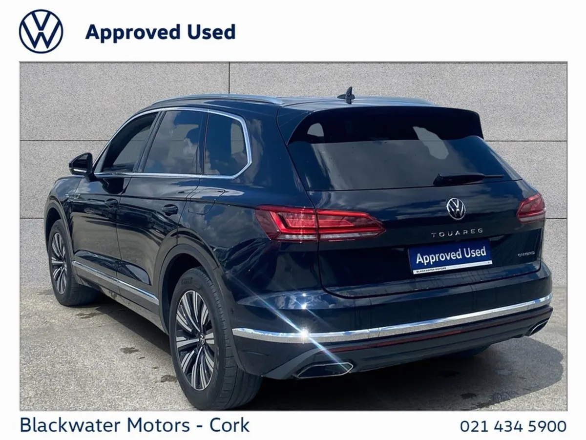 Volkswagen Touareg 3.0tsi Phev 381BHP Elegance Hy - Image 4