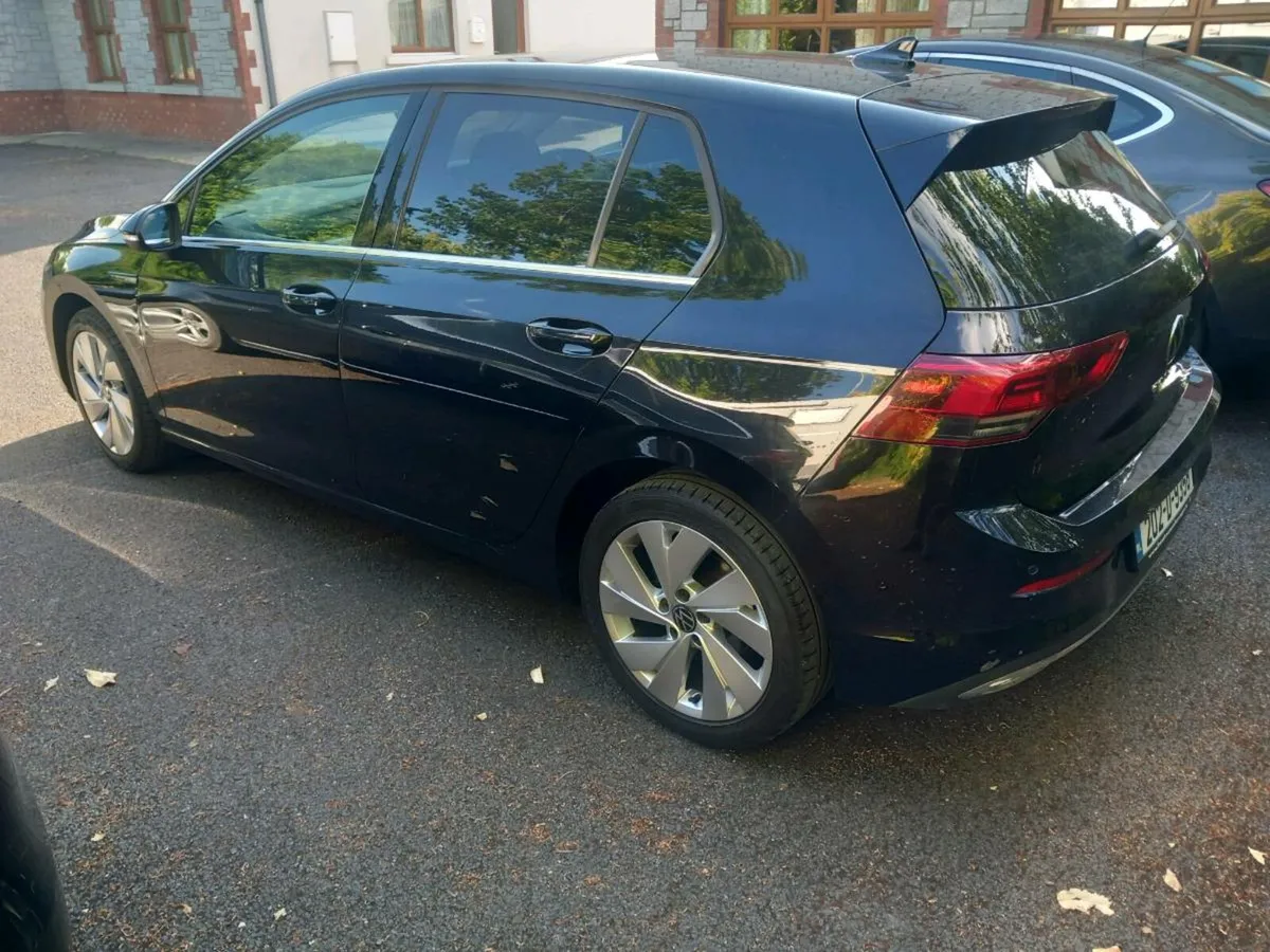 Volkswagen Golf Style 2L TDI 115 BHP - Image 3