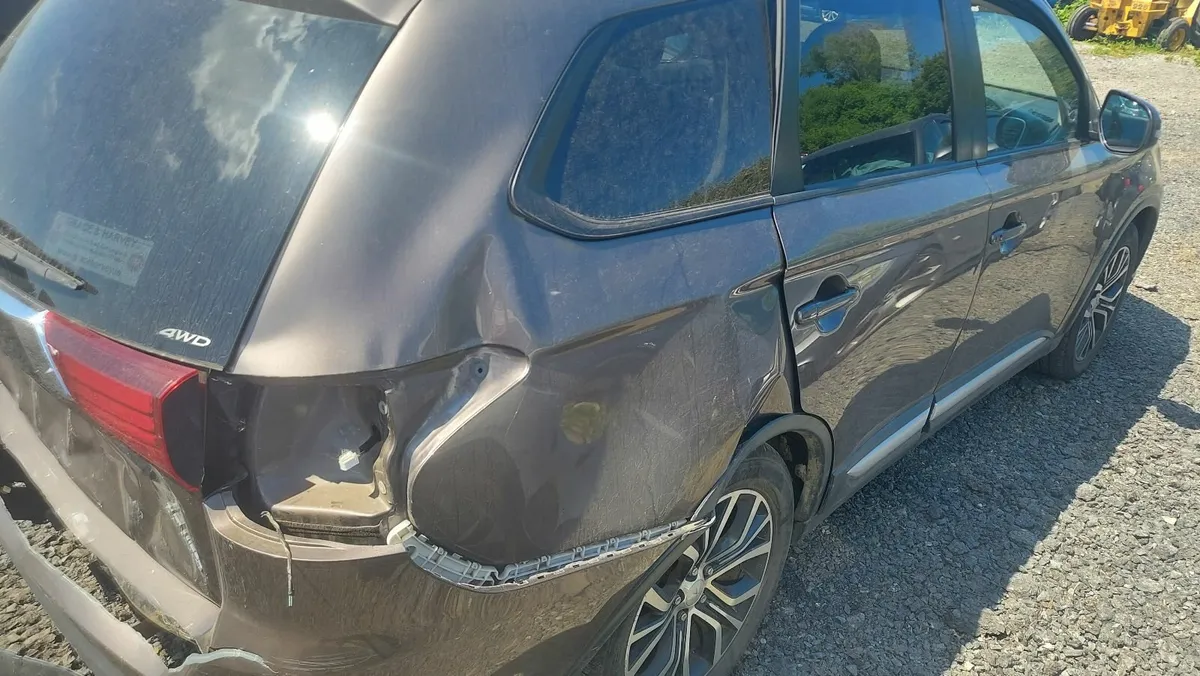 161 mitsubishi outlander - Image 3