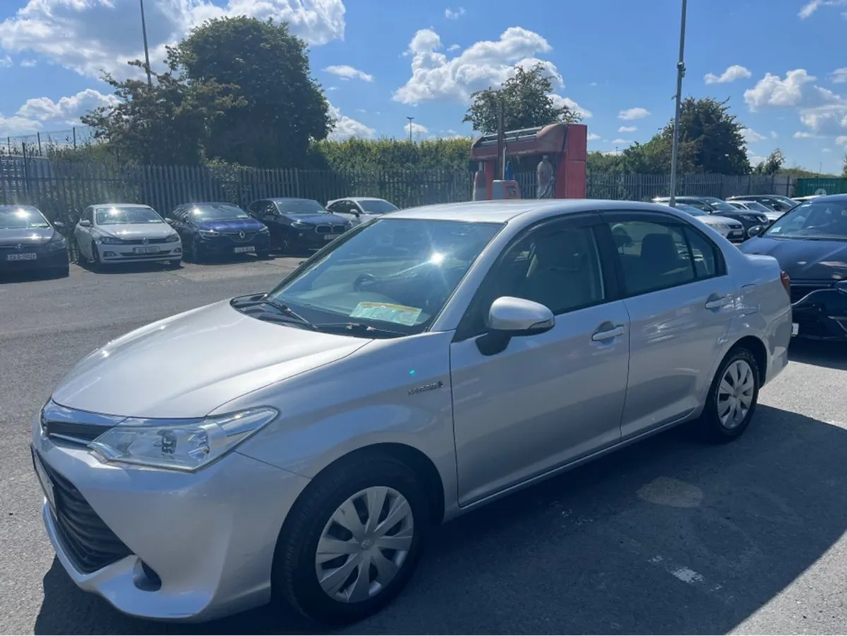 Toyota Corolla Corolla Hybrid Axio 4DR Auto - Image 2