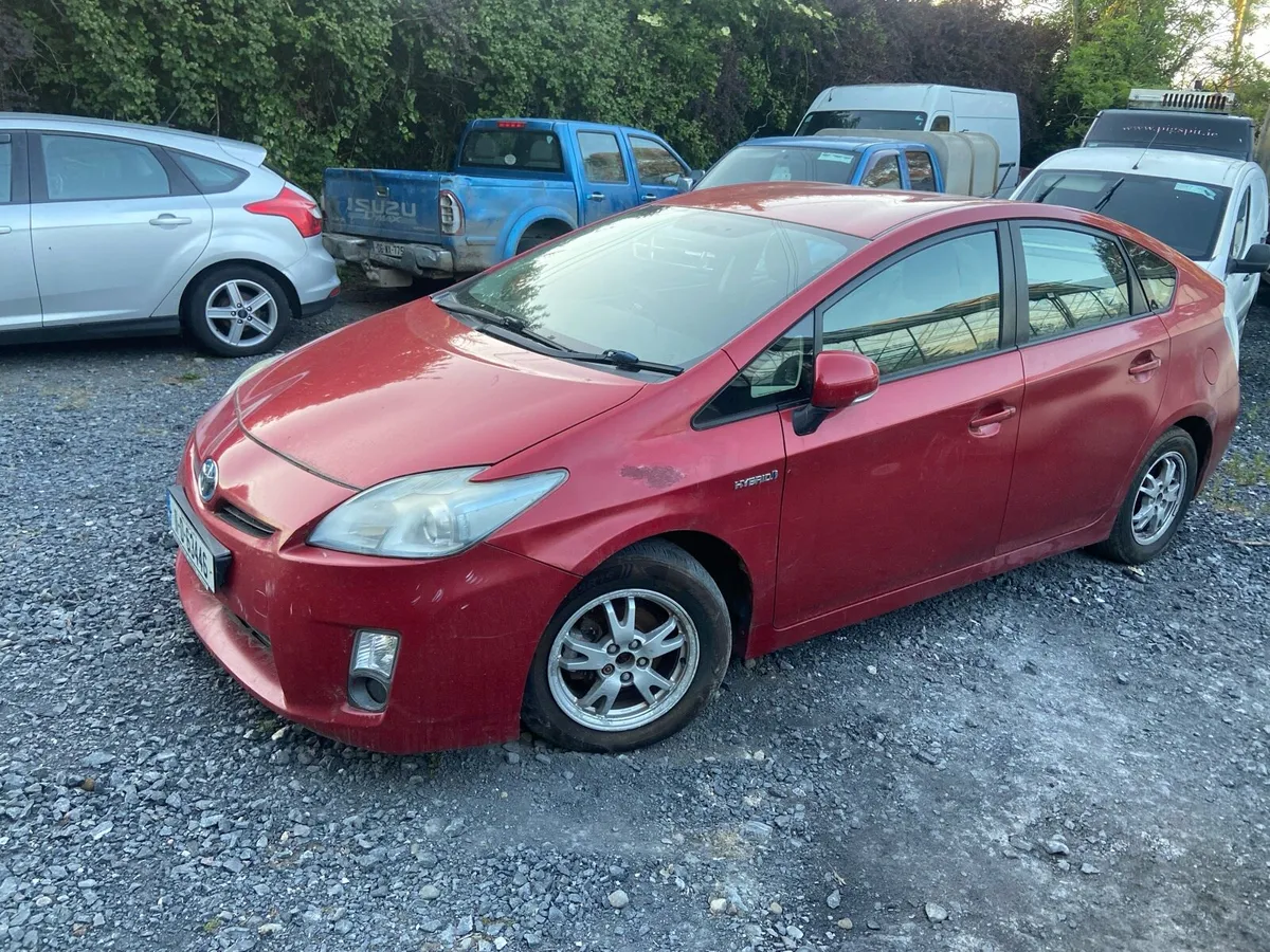2011 Toyota Prius read add - Image 2