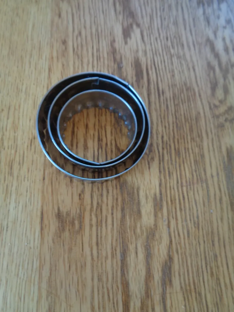 Stainless Steel Cookie/Scones Cutters x 3 for Sale - Image 1