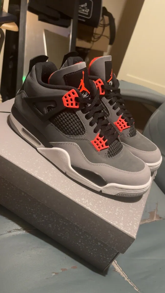 Jordan 4 Retro Infrared *Brand New* - Image 1