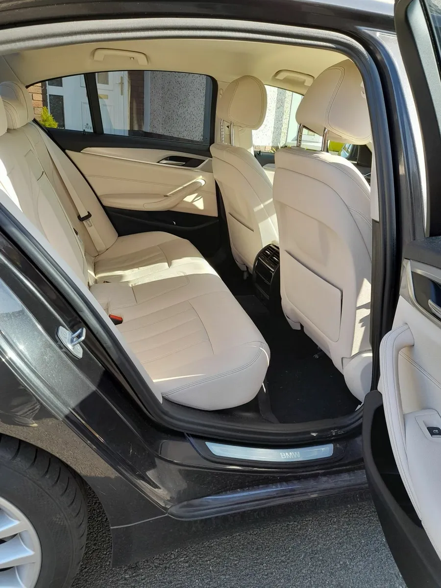 BMW 5-Series 2017 - Image 4