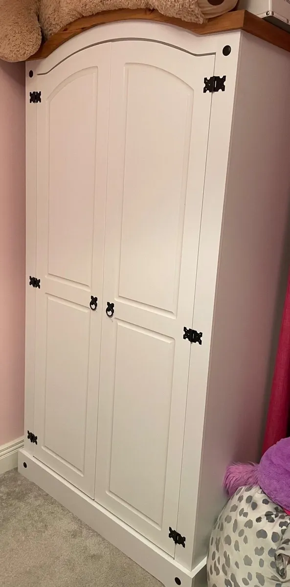 Bed room Furniture - Image 2