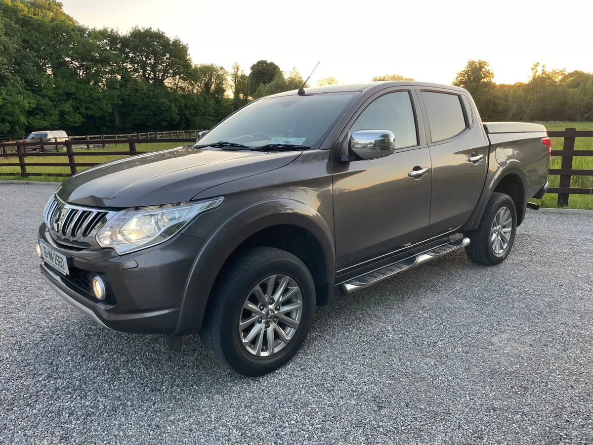 1 owner. Price includes VAT - Image 3