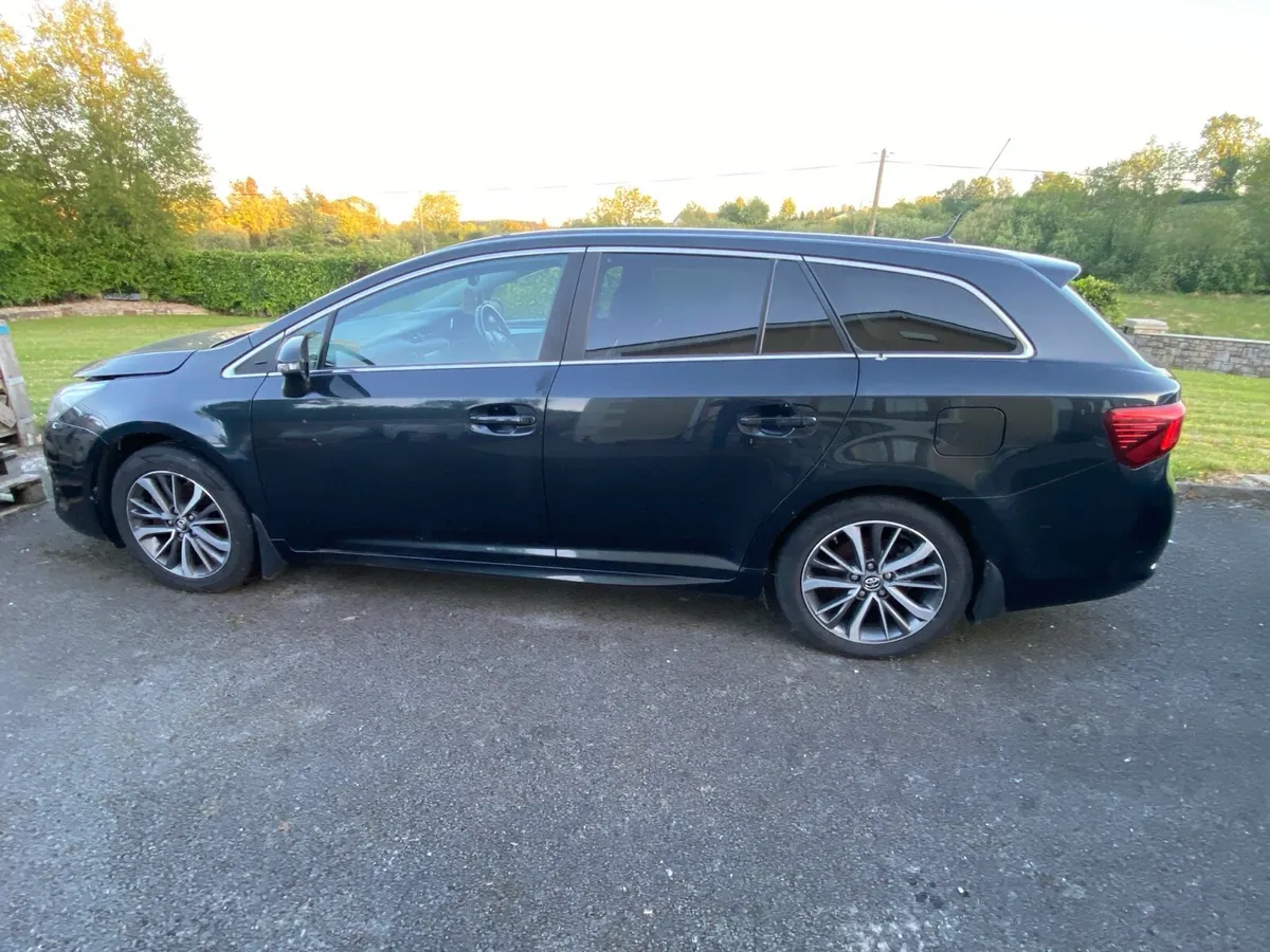 Toyota Avensis 2016 - Image 4