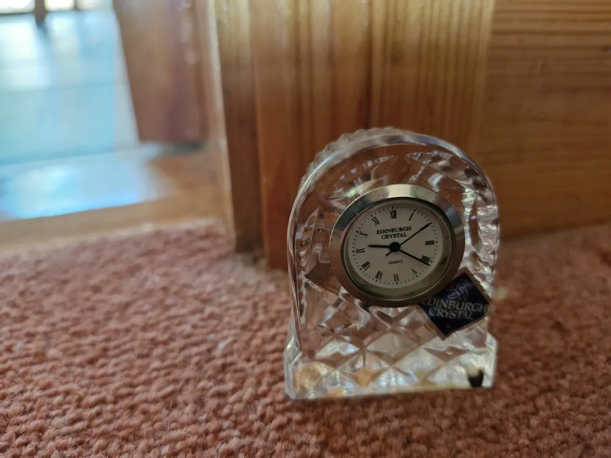 Miscellaneous items - Image 1