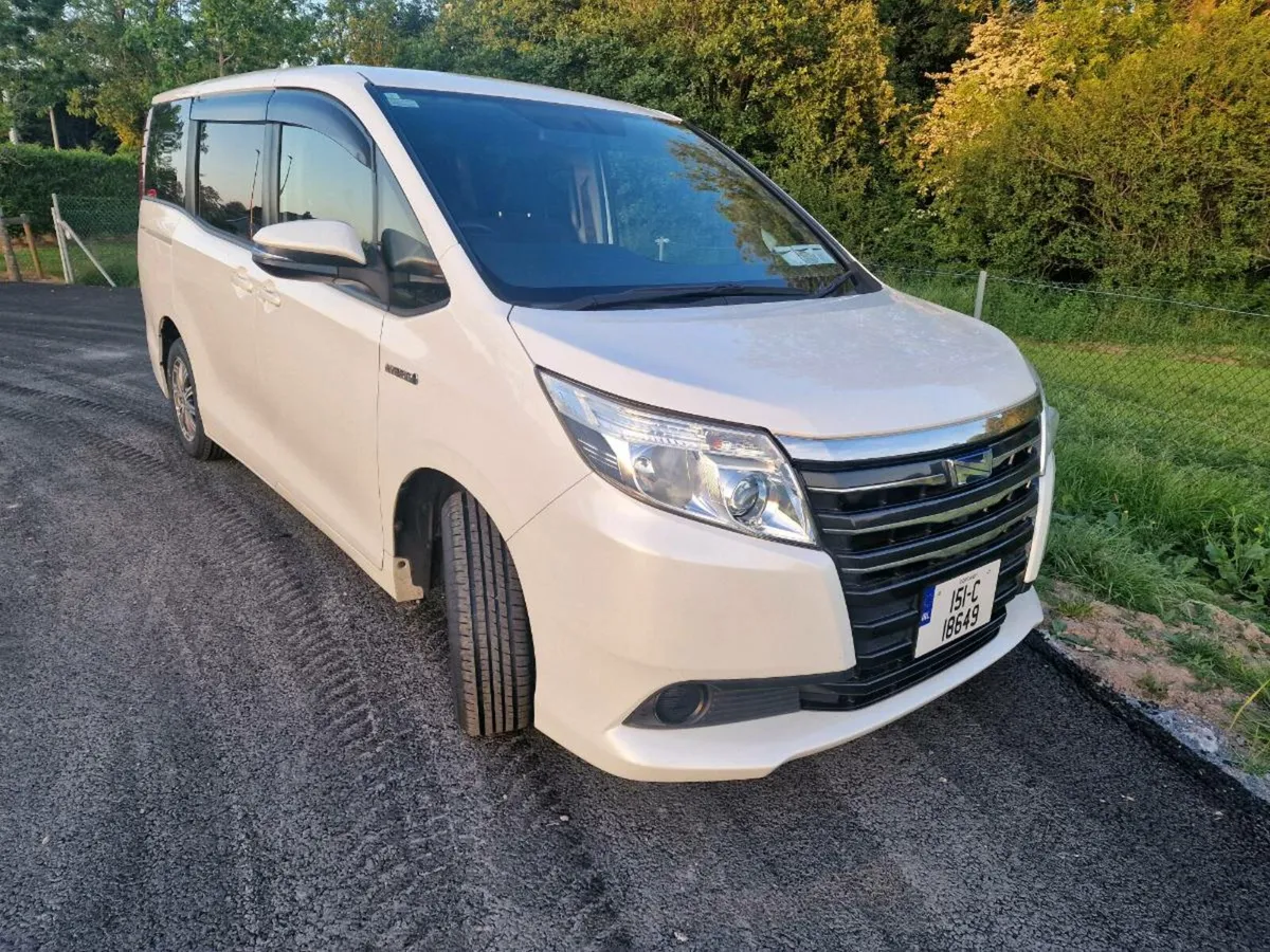 2015 Toyota Noah Hybrid 1.8LHybrid 7 seats 120k km - Image 1