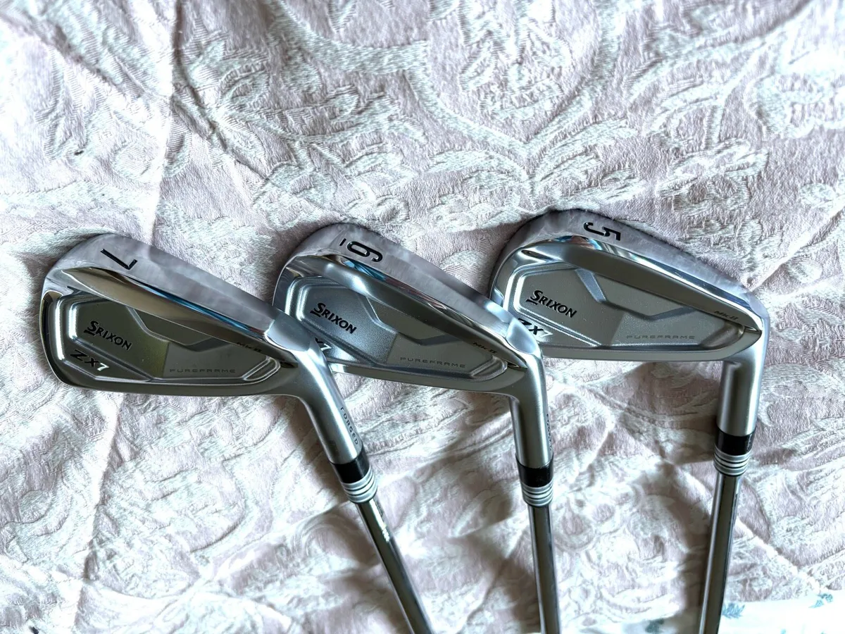 Brand new Srixon Zx7 MKII 5-PW+ free TMB 4 iron - Image 2
