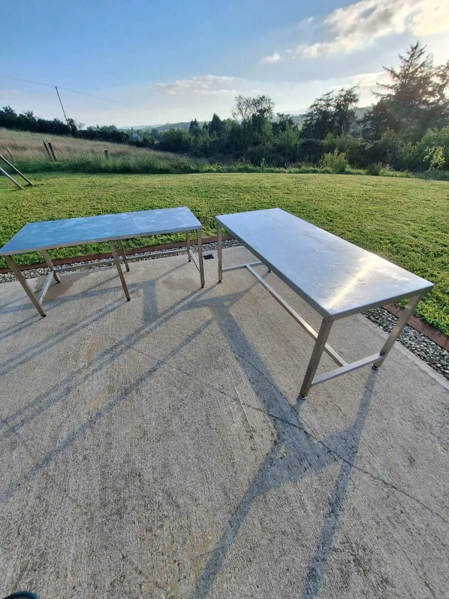 Stainless tables - Image 1