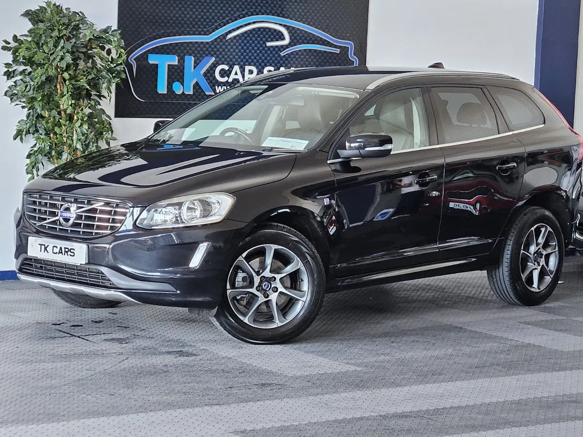 15  VOLVO XC60 V.O.R EDITION - Image 1