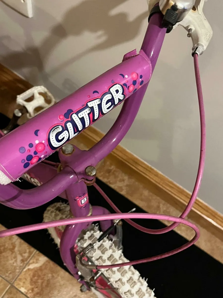 Kid's bike - Image 1