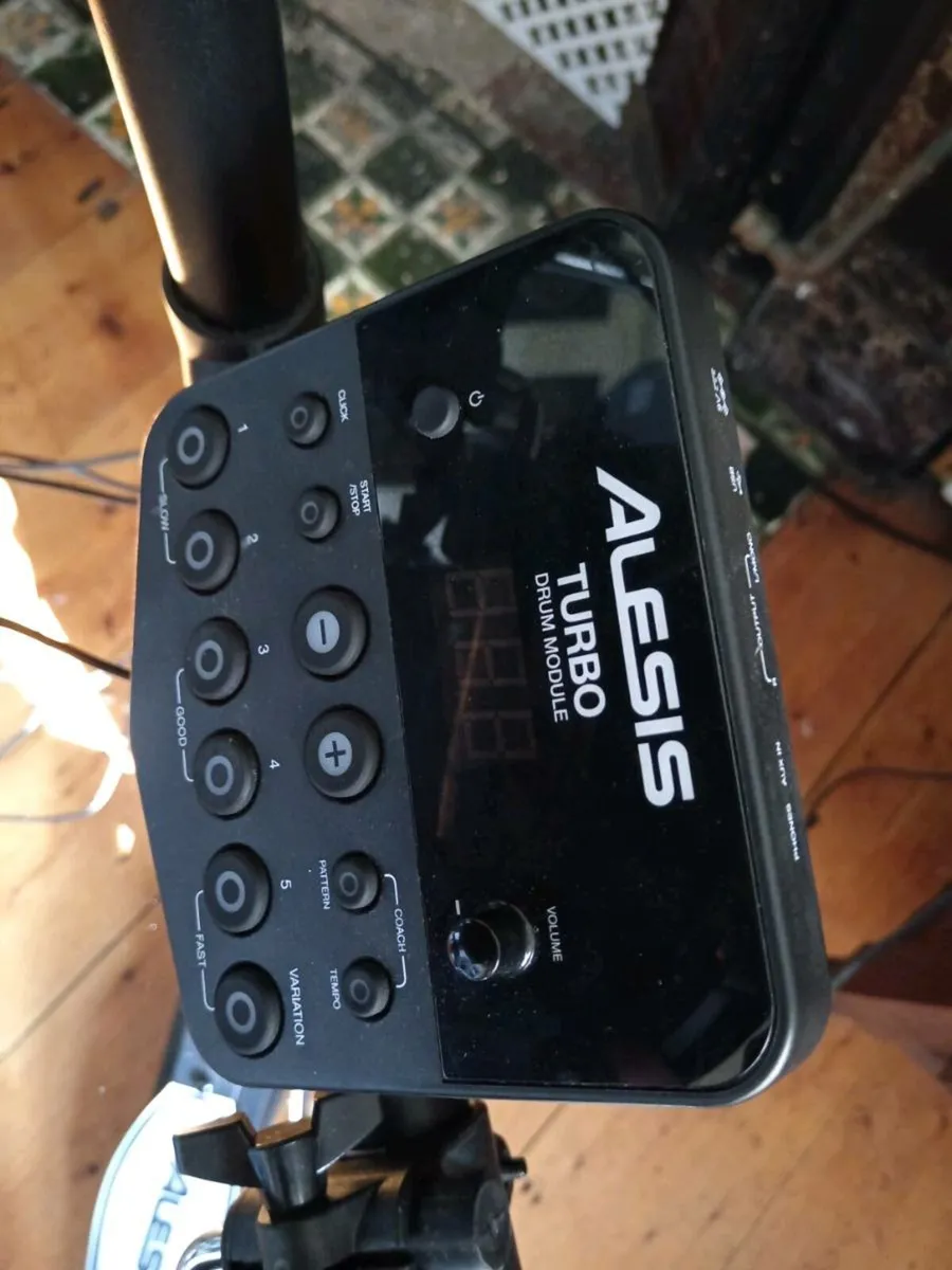 Electric drum kit - Image 2