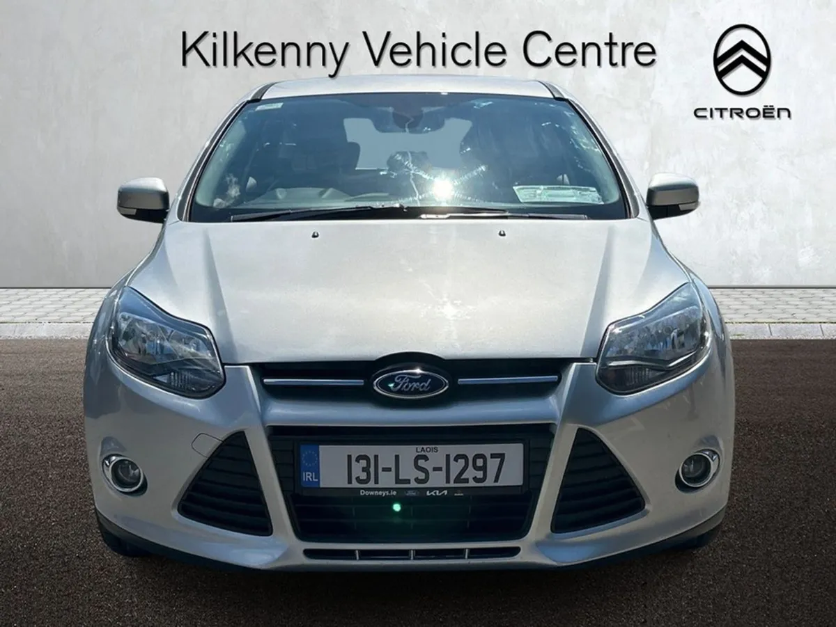 Ford Focus 1.0 Ecoboost Titanium 10 100PS 5DR - Image 4