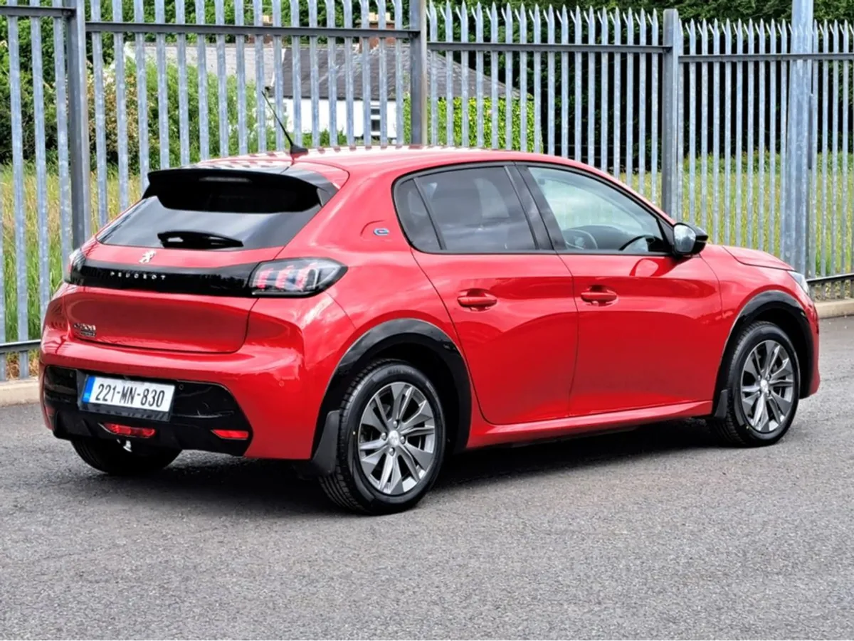 Peugeot 208 Allure 136BHP 50kwh Fully Electric - Image 4