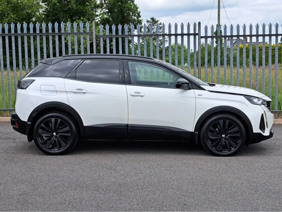 Peugeot 3008 Gt-line Black Edition 1.5hdi 130BHP - Image 2
