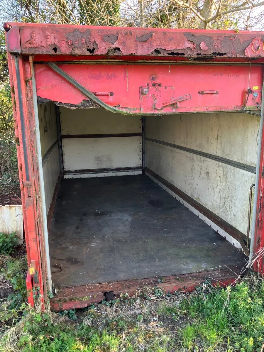 Container - Image 2
