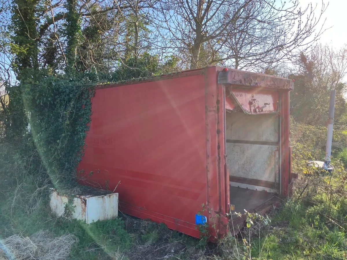 Container - Image 3