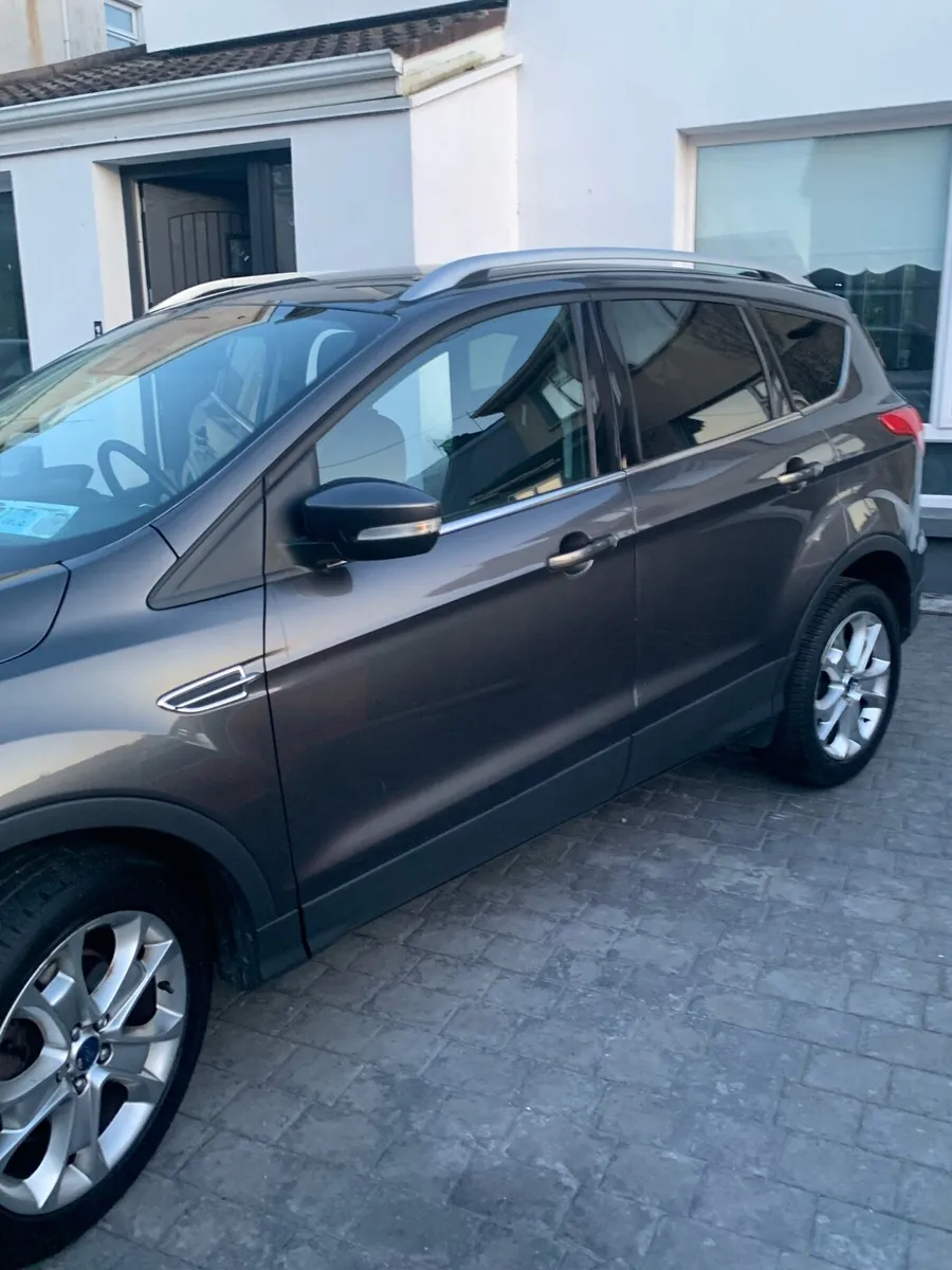 2015 Ford Kuga - Image 2