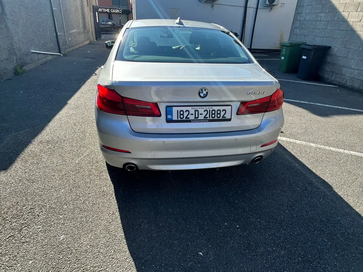 Car - Image 2