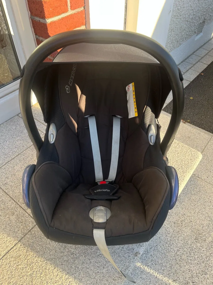 Maxi-Cosi Car seat & Isofix - Image 2