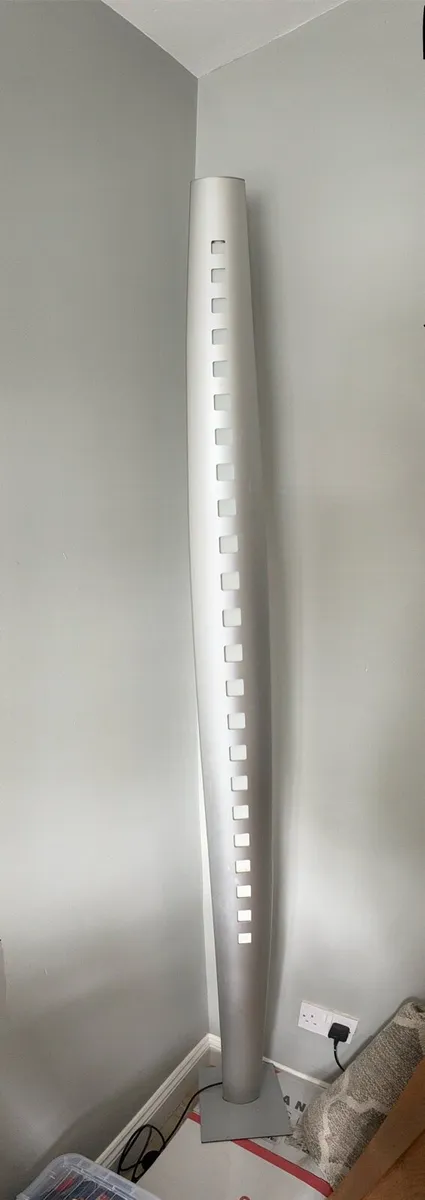 Light - Image 1