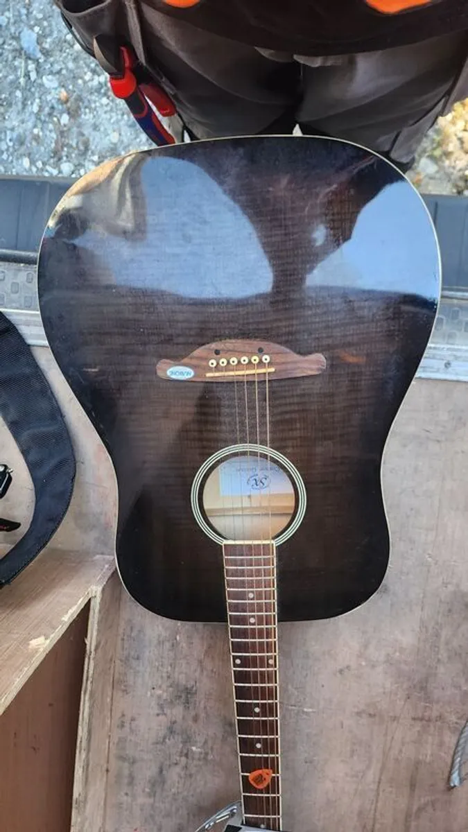 sx acoustic guitar and kingsman bb10 amp - Image 3