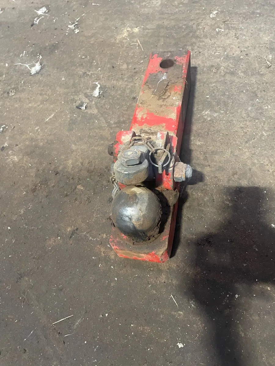 Fendt spoon hitch - Image 1
