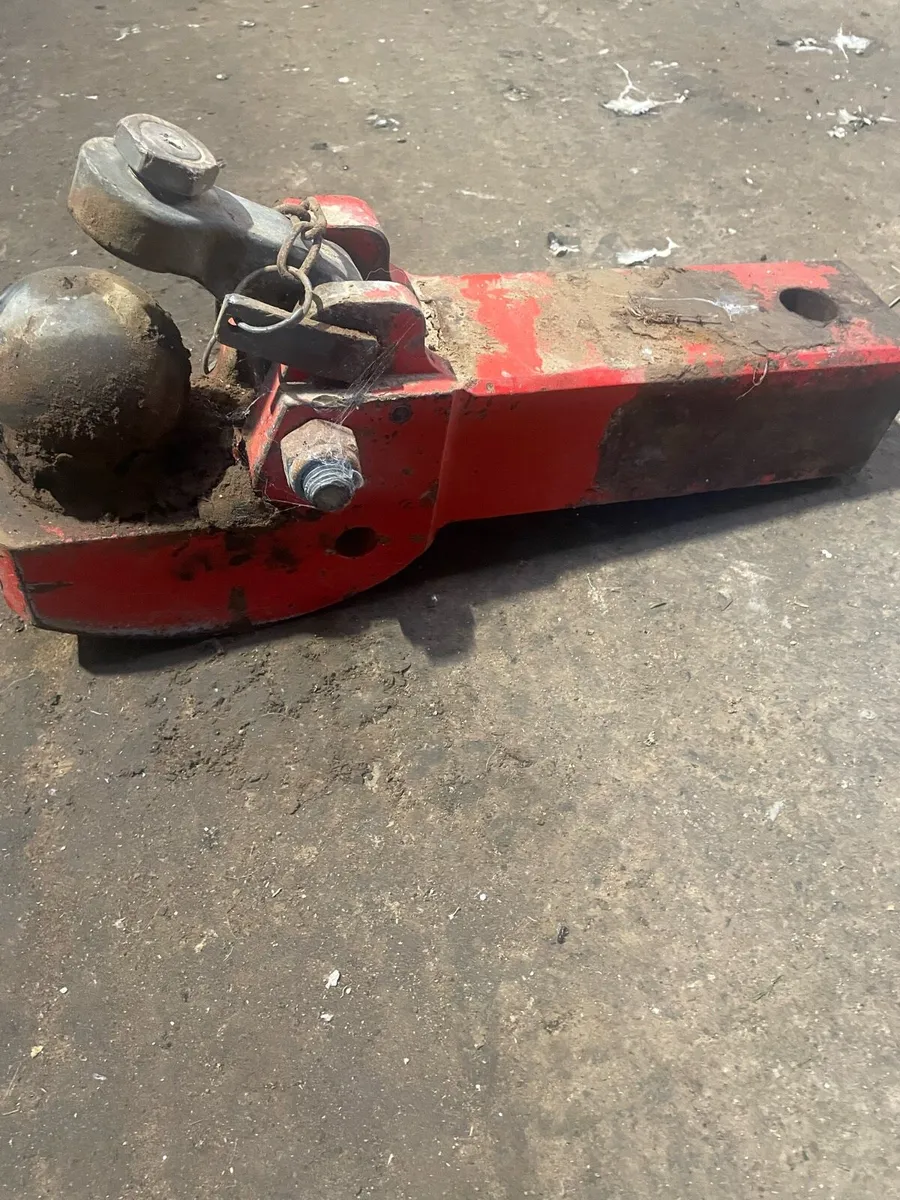 Fendt spoon hitch - Image 3