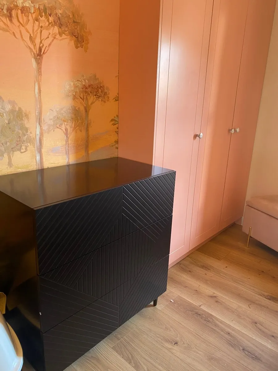 Chest of drawers - Image 3