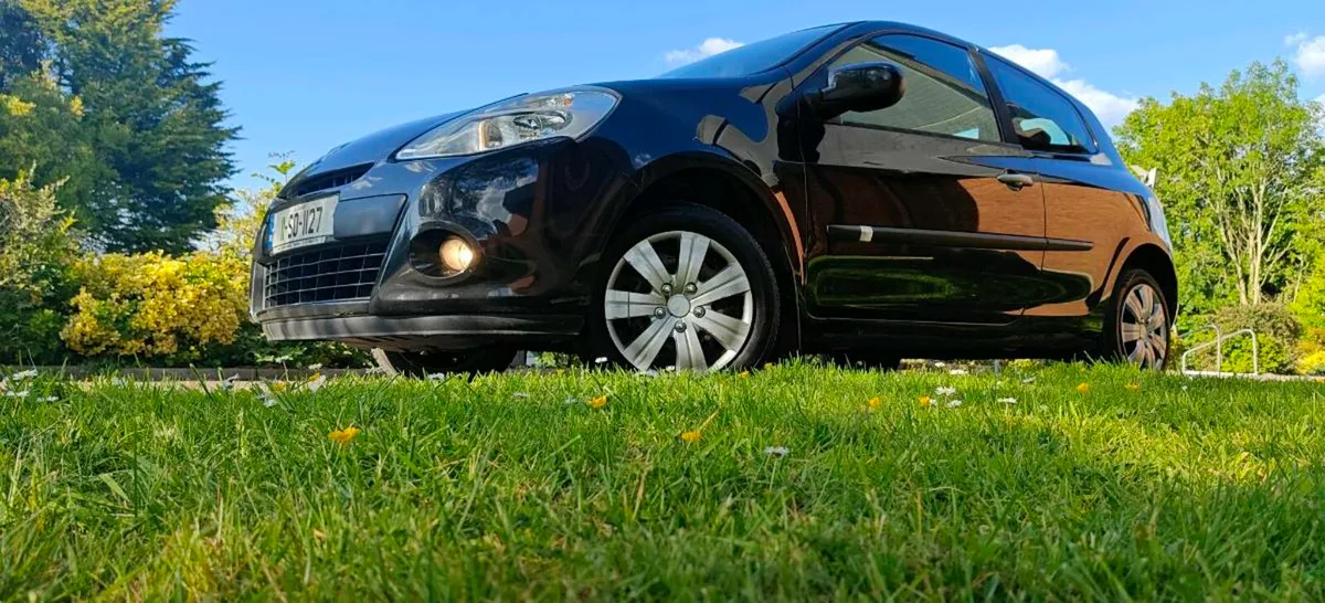 Renault Clio Just passed NCT - Image 4