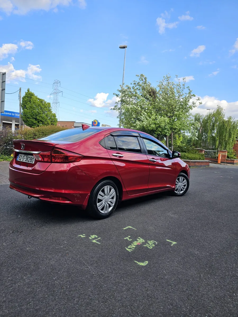 Honda Grace 2015 Automatic - Image 2