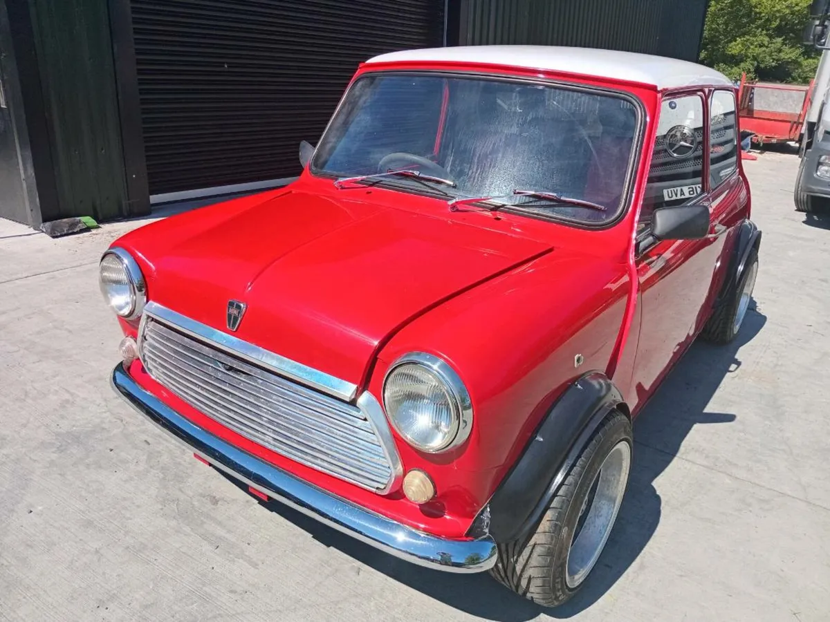 1986 mini 998 17k miles - Image 2