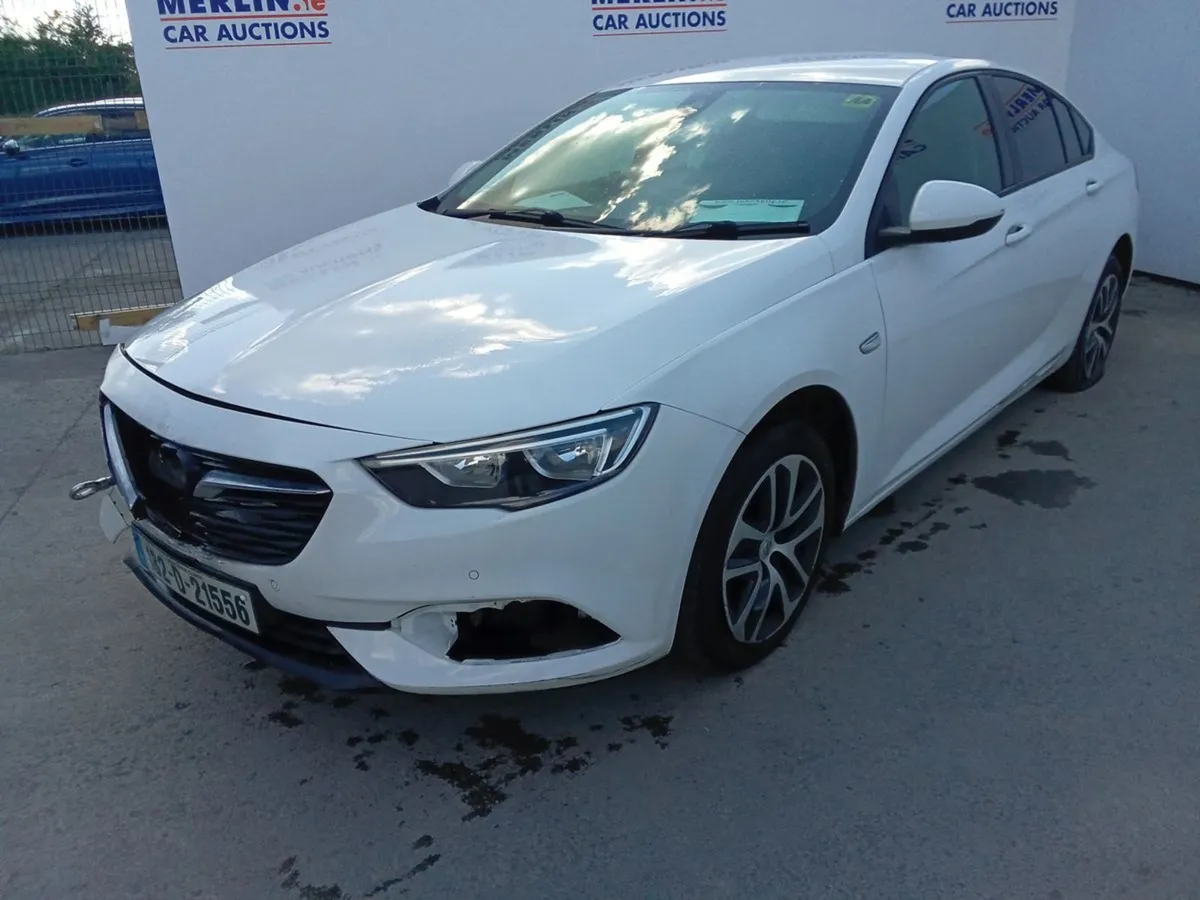 Opel Insignia Grand Sport SC 1.6 13 N/R - Image 3