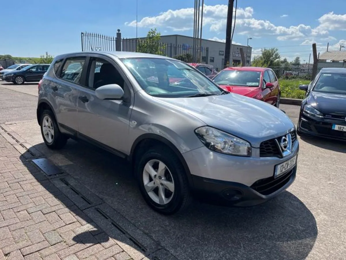 Nissan QASHQAI 1.6 XE 4DR - Image 4