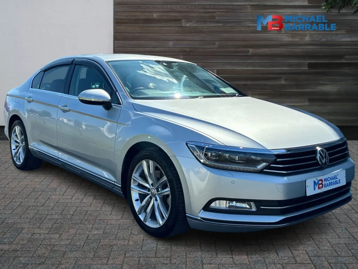 Volkswagen Passat 1.4 TSI Highline  full Leather - Image 1