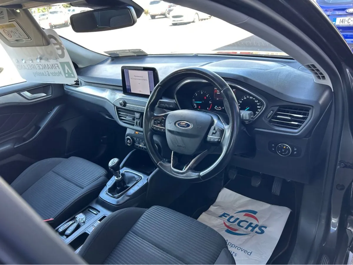 Ford Focus Titanium Edition 5W 1.5 T TD 120 M - Image 2