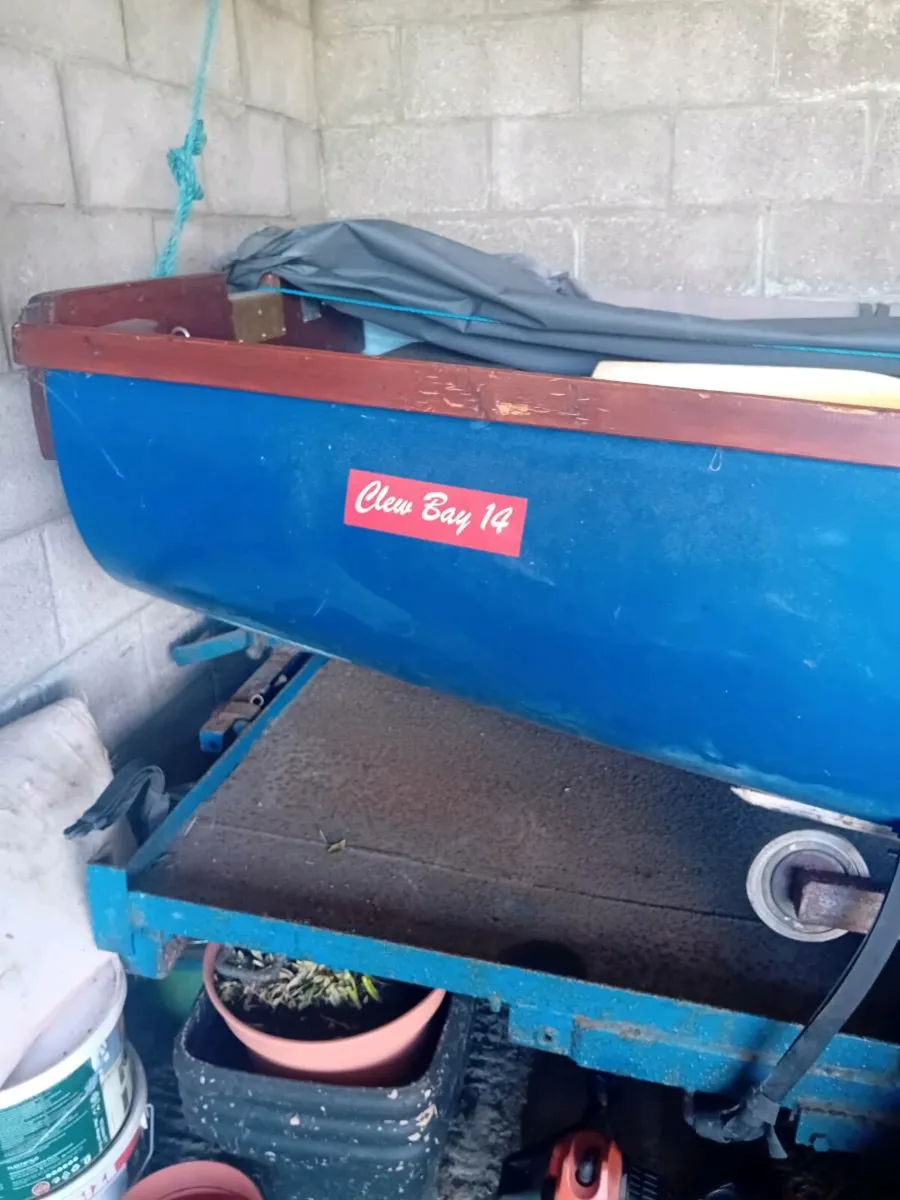 Burke Boat+ engine. - Image 1