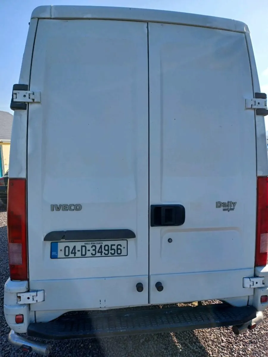 Campervan - Image 4