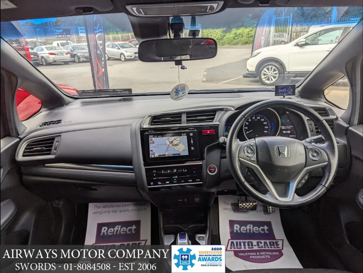 Honda Fit 1.5 Hybrid  carplay SAT NAV REV CAM App - Image 4