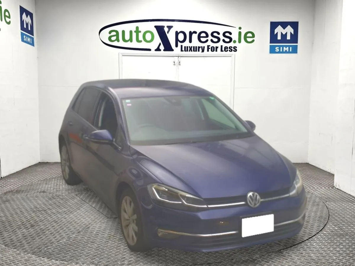 Volkswagen Golf 1.2 TSI Automatic  Reversing Came - Image 1