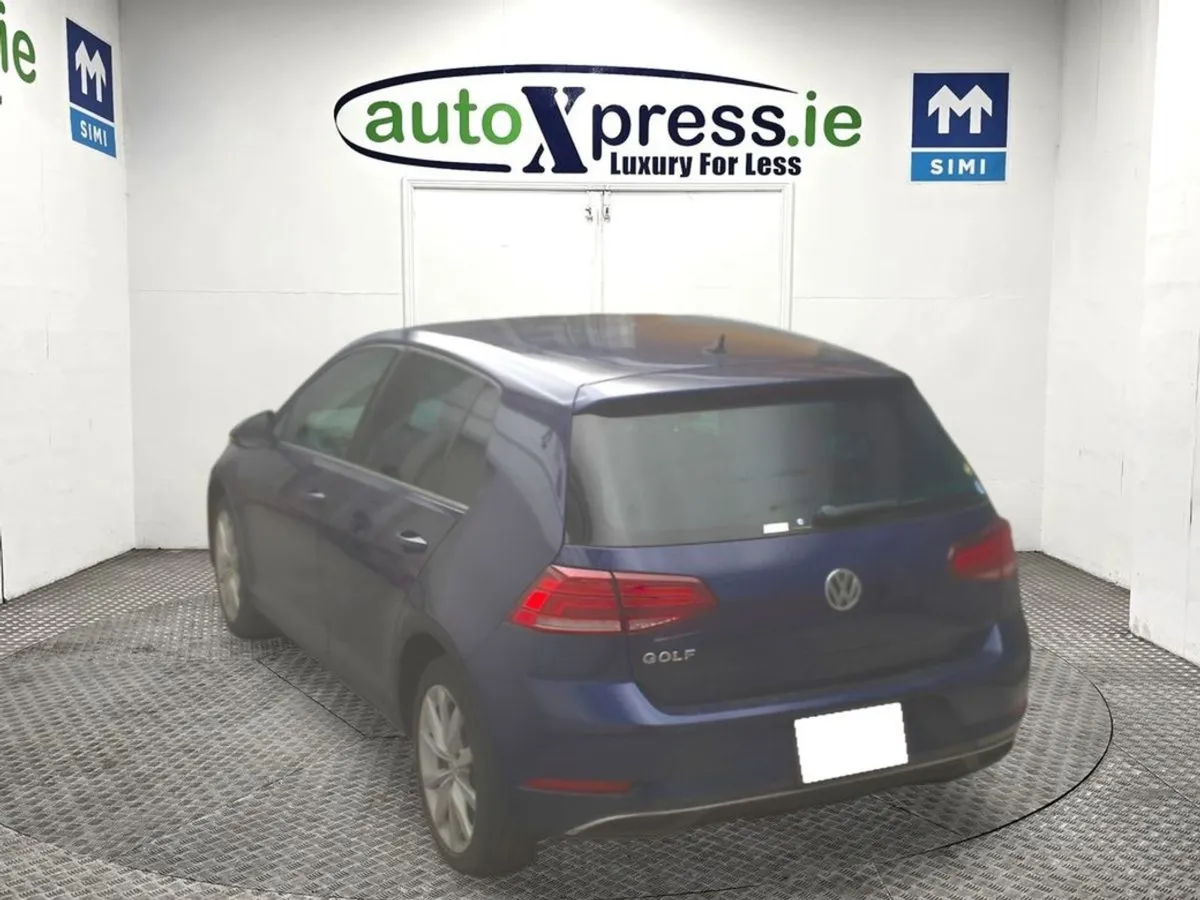 Volkswagen Golf 1.2 TSI Automatic  Reversing Came - Image 3
