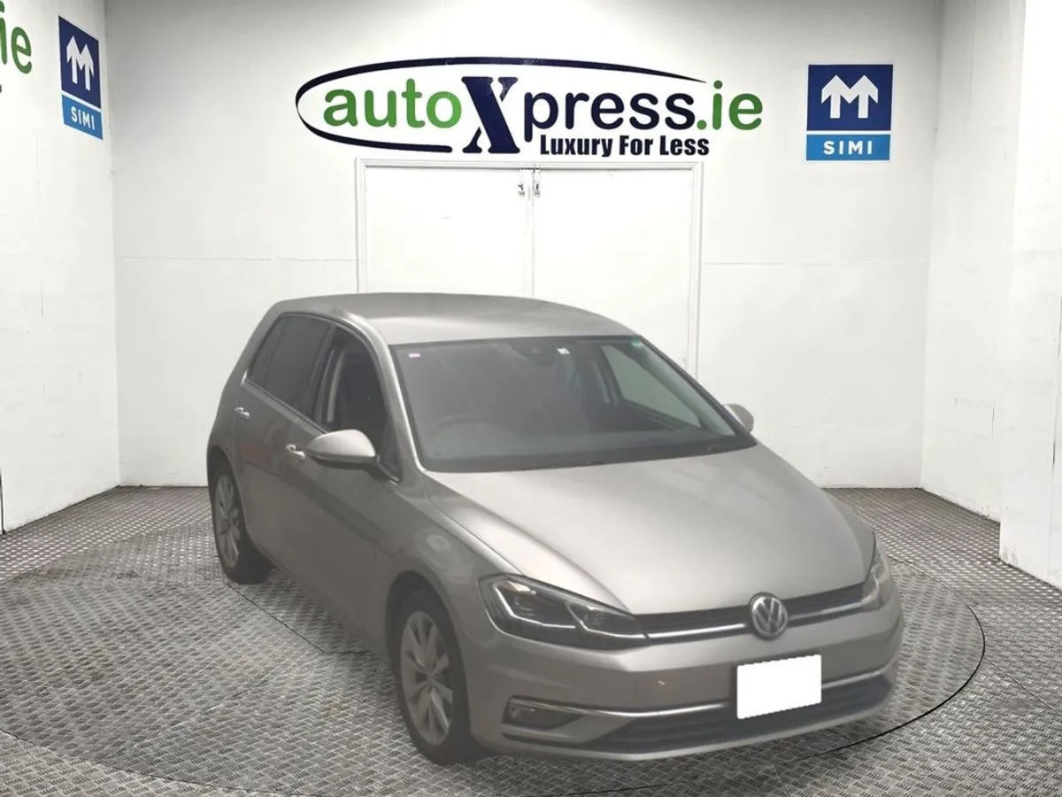 Volkswagen Golf 1.2 TSI Automatic  Reversing Came - Image 1
