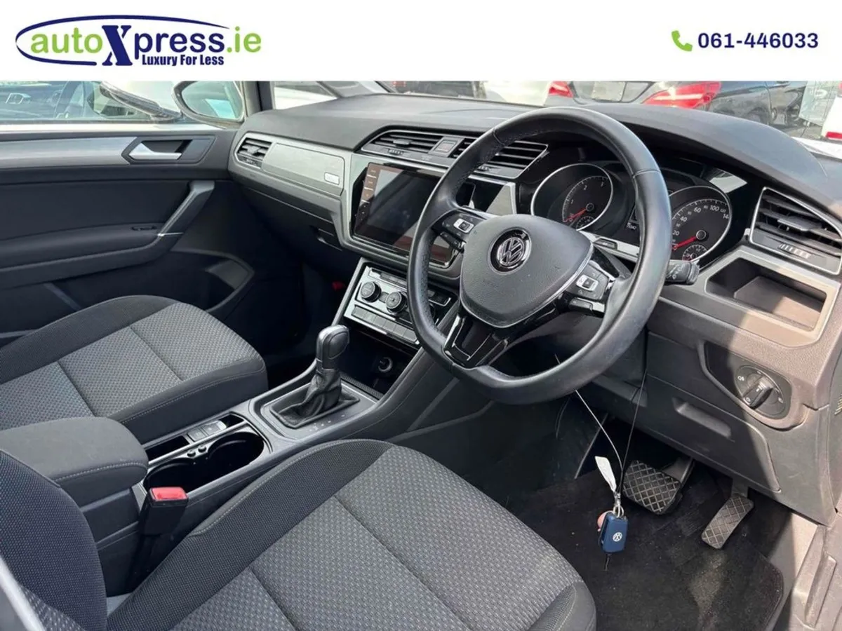Volkswagen Touran 2.0 TDI Automatic - Image 2