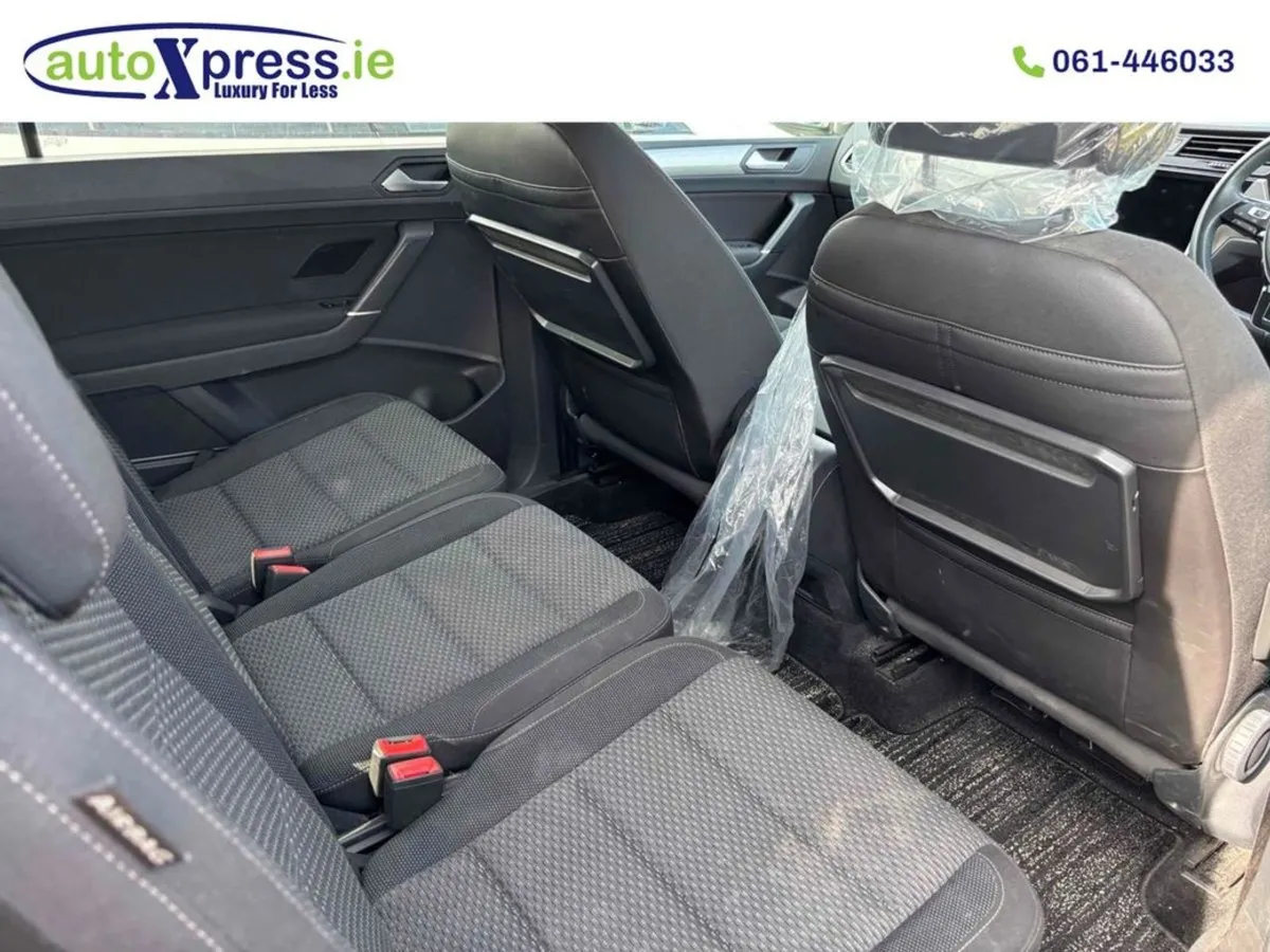 Volkswagen Touran 2.0 TDI Automatic - Image 4