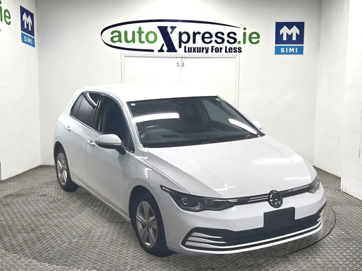 Volkswagen Golf 1.0 Etsi Active Automatic - Image 1